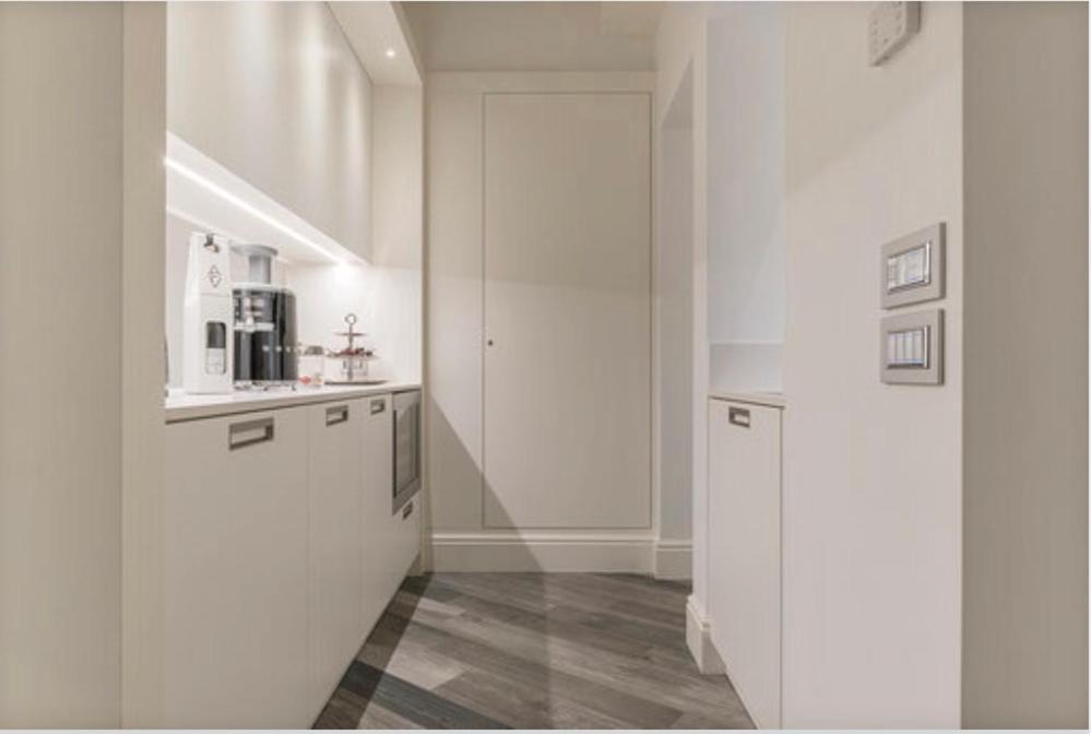 Reale Luxury Home Рим Екстериор снимка
